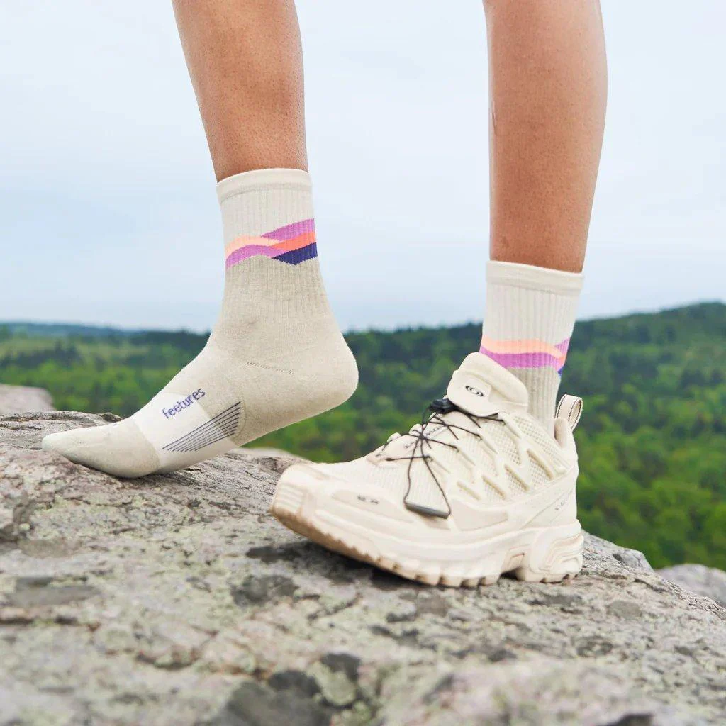 Unisex Trail Maximum Cushion Mini Crew Socks - Cream - Image 3