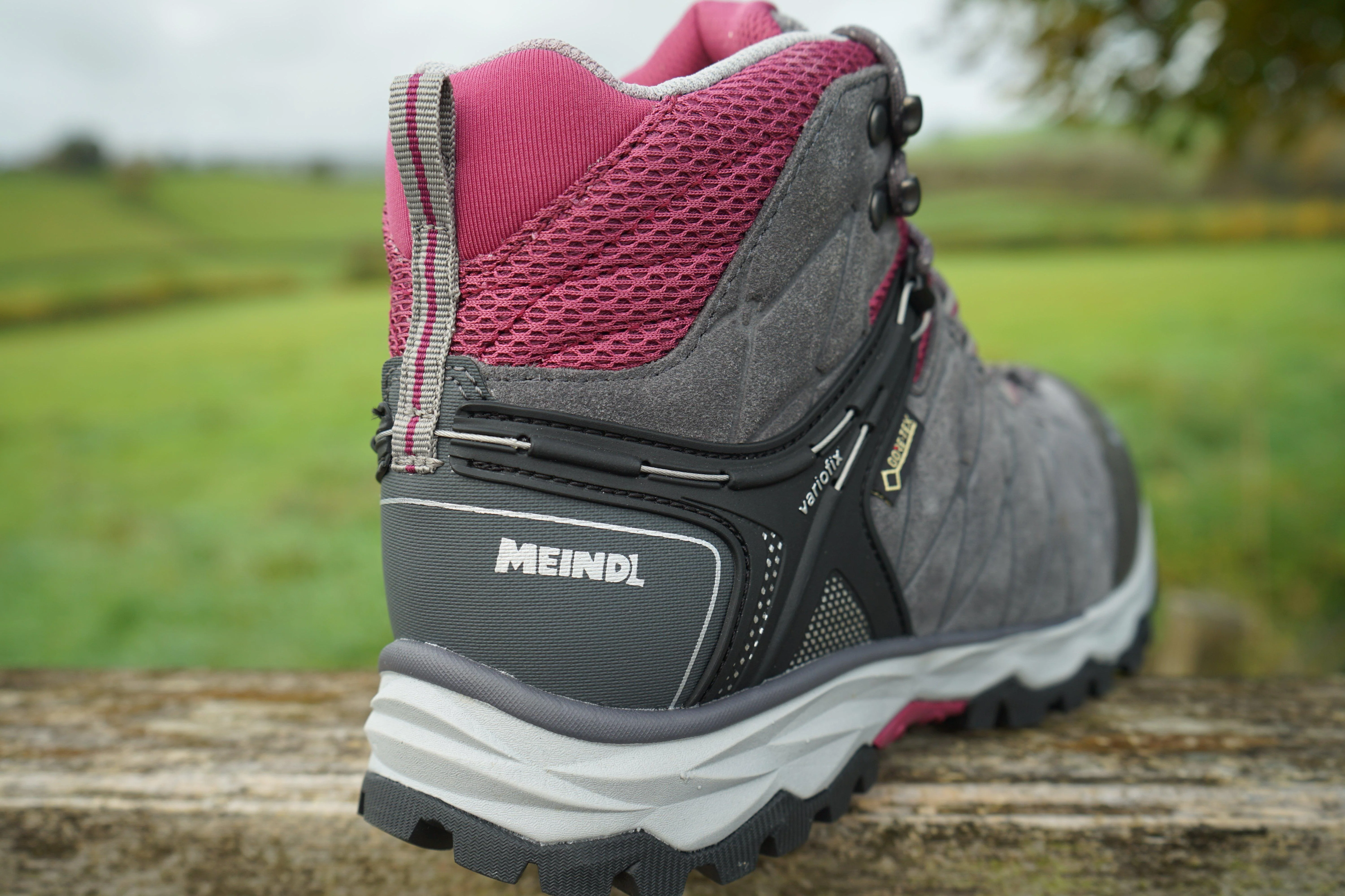 Women's Mondello Mid GORE TEX Walking Boots - Grey - Image 3